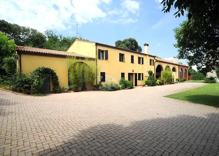 Alba Alloggio per agriturismo