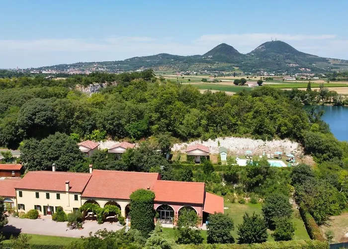 Alba مزرعة للإقامة *